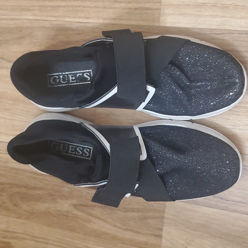 Shoes - Picture 4 of 5